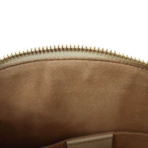 Gucci GG Shoulder Bag - Picture 9 of 9